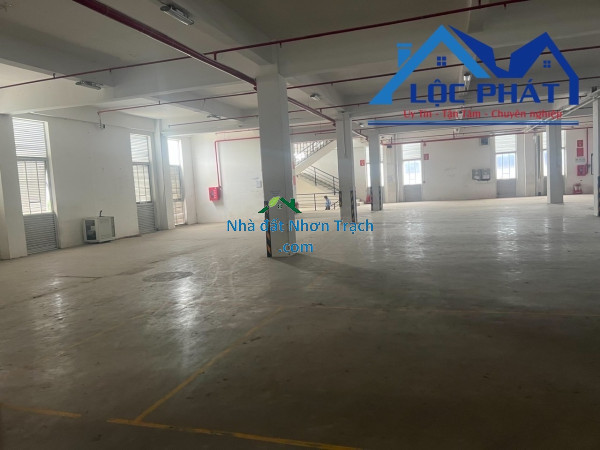 Bán xưởng tại KCN Nhơn Trạch 12.000 m2 chỉ 2,35 triệu usd. V