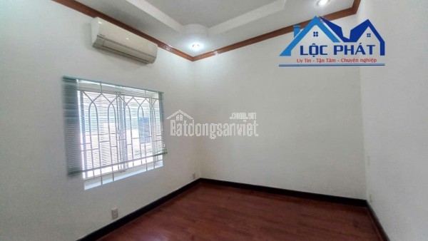 Cho thuê biệt thự mini Long Bình Tân 150 m2 5 phòng ngủ 3 tolet 5 máy lạnh chỉ 12 triệu/tháng